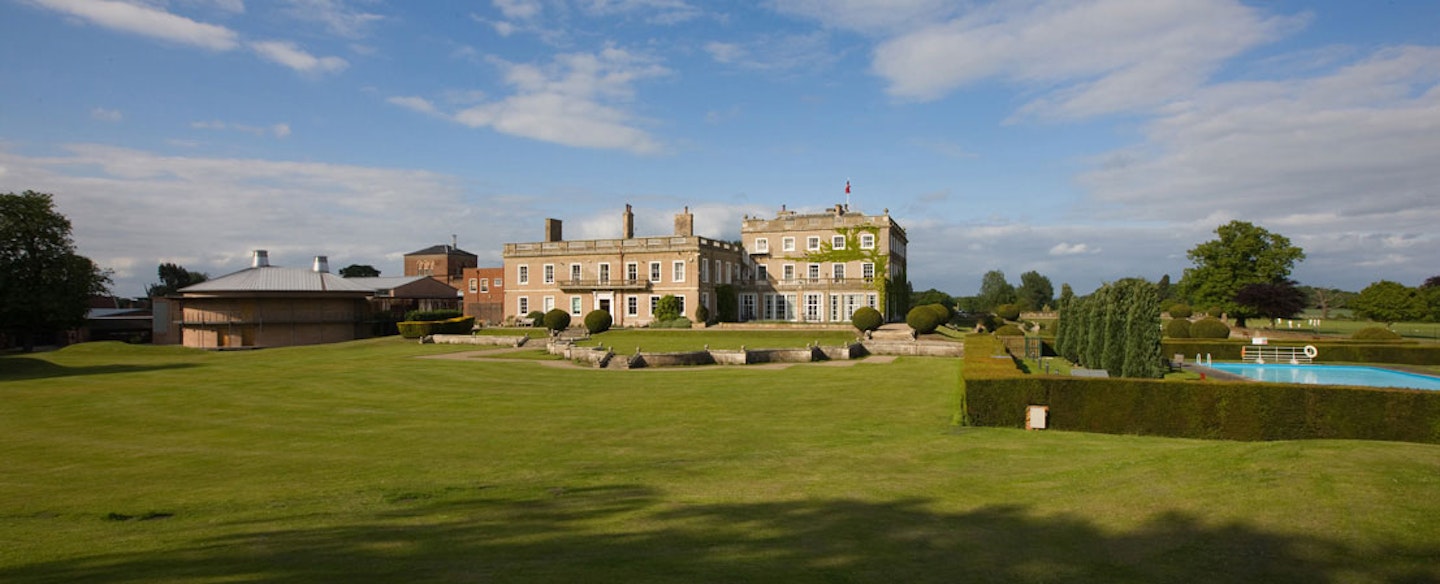 Queen Margaret's School grounds
